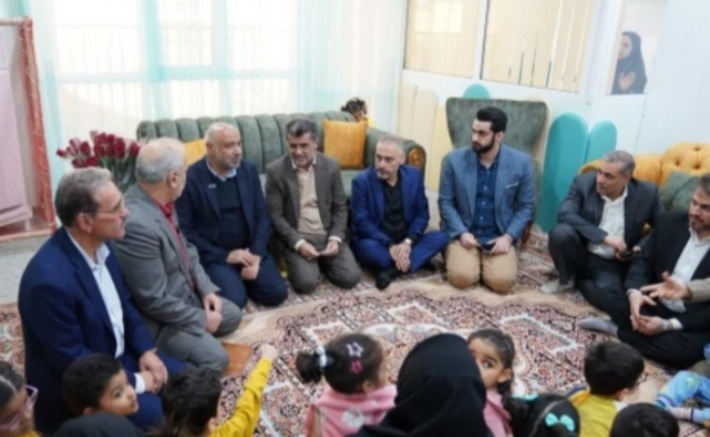تنها مرکز نگهداری شبانهروزی ایتام ۳ تا ۶ سال در خوزستان افتتاح شد به گزارش ایران ما از خوزستان، تنها مرکز نگهداری شبانهروزی ایتام ۳ تا ۶ سال استان خوزستان، به همت مؤسسه خیریه شهدای شمخانی احداث و با حضور وزیر تعاون، کار و رفاه اجتماعی افتتاح گردید.